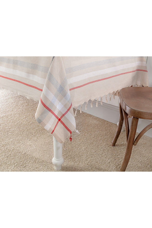 Brigitte Masa Örtüsü - 2