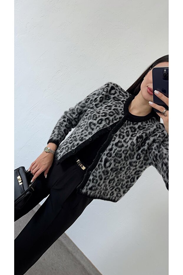 سترة الفهد الملتحي باللون الرمادي - 4