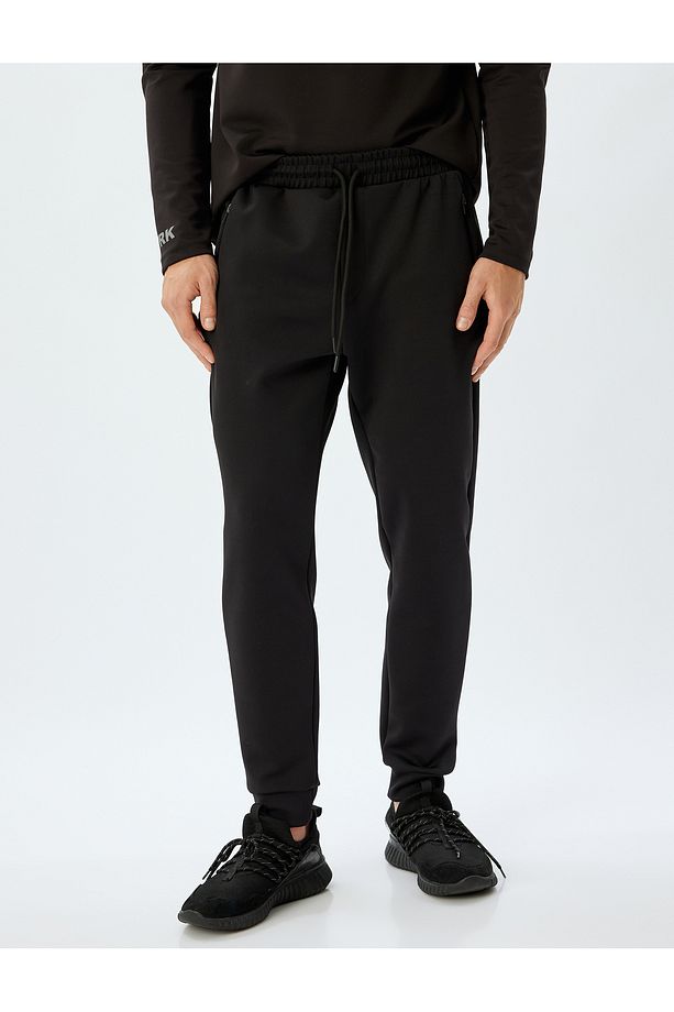 Spor Eşofman Altı Jogger Beli Bağcıklı Fermuarlı Cep Detaylı Scuba Kumaş - 3