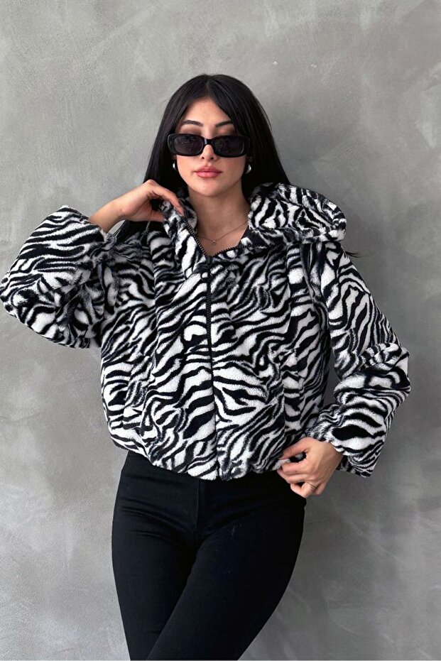 Leopard Patterned Pejuş Coat - Black Zebra | |   F1654