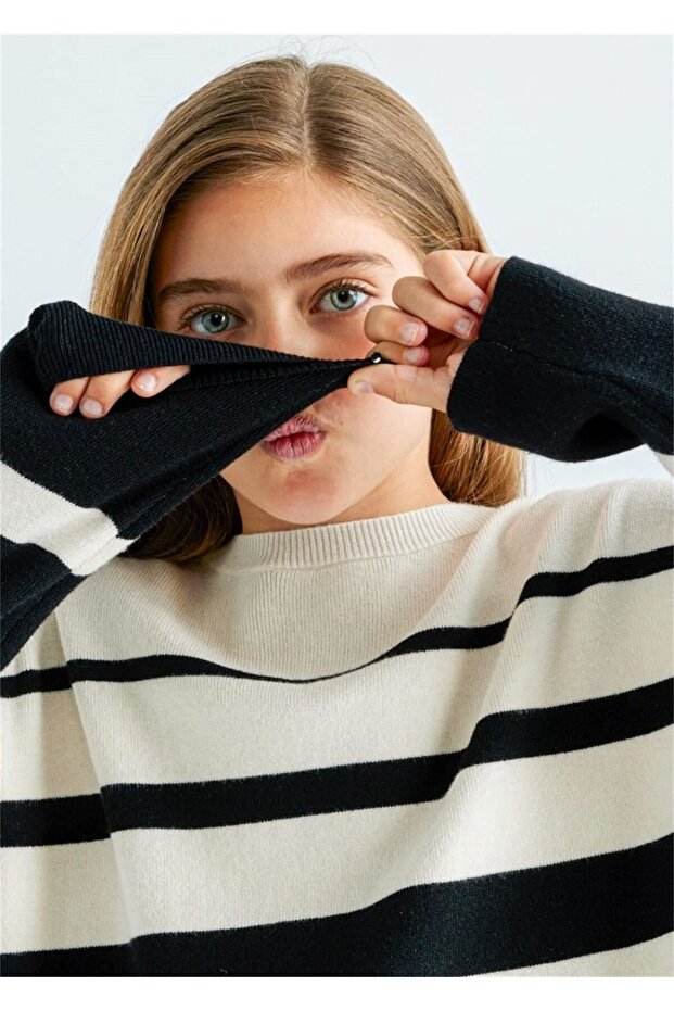 Black Striped Girl's Sweater - 7311