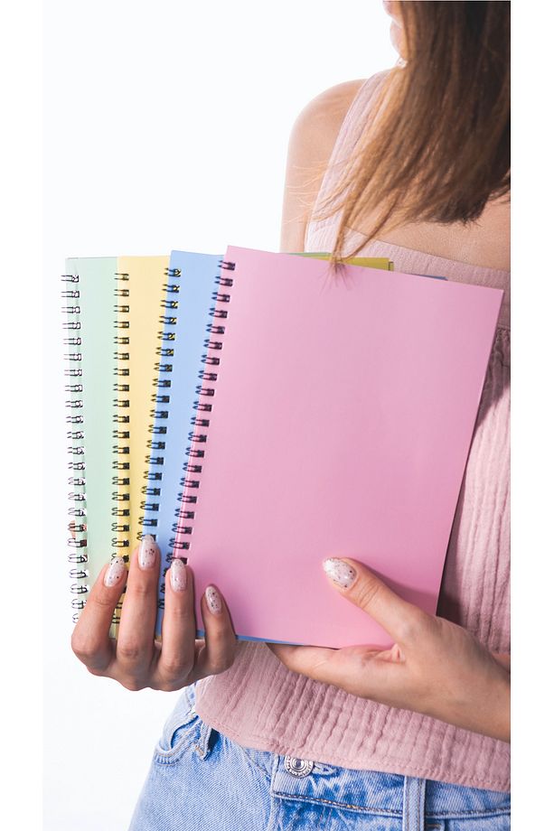 A5 Spiralli Okul Defteri 50 Yaprak 100 Sayfa 4'lü Set - Çizgisiz Defter - Renkli Defter - 8