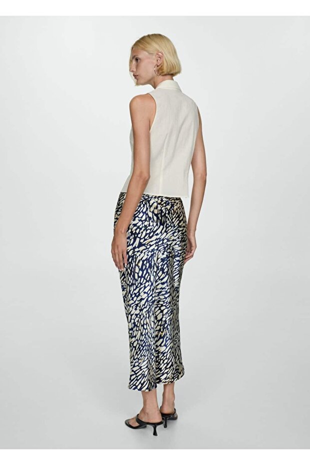 Fustă DIN SATIN cu MODEL - 4