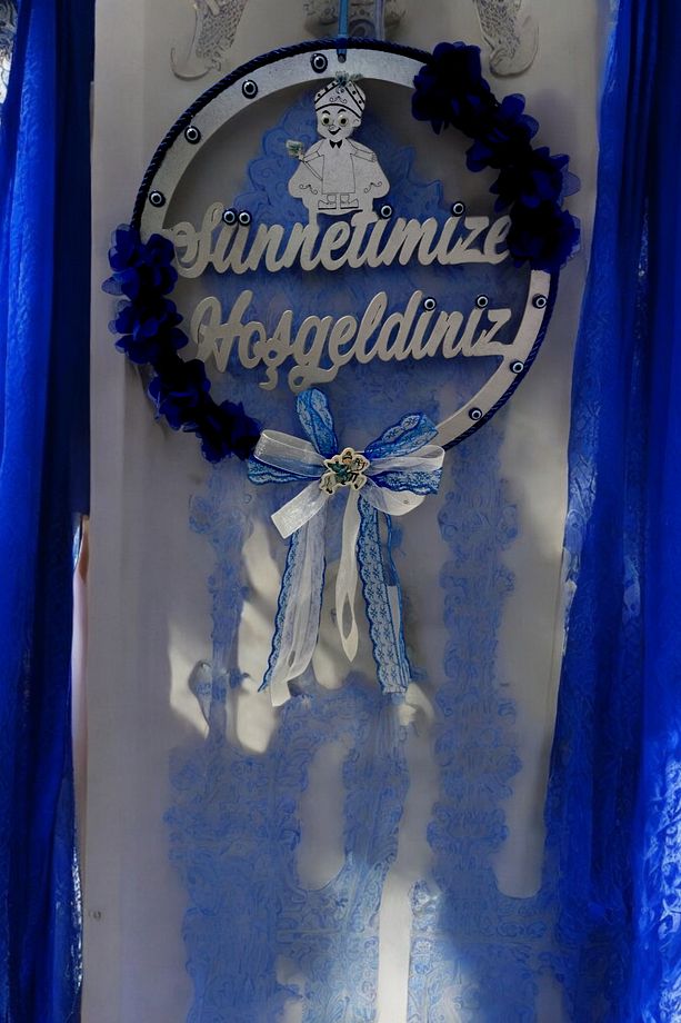 Sünnet Kapı Süsü ( Ahşap Mavi Çiçekli Sünnetimize Hoşgeldiniz Kapı Süsü) - 2