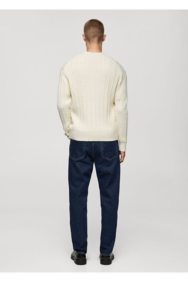 Düğmeli Kalın Triko Hırka - 4