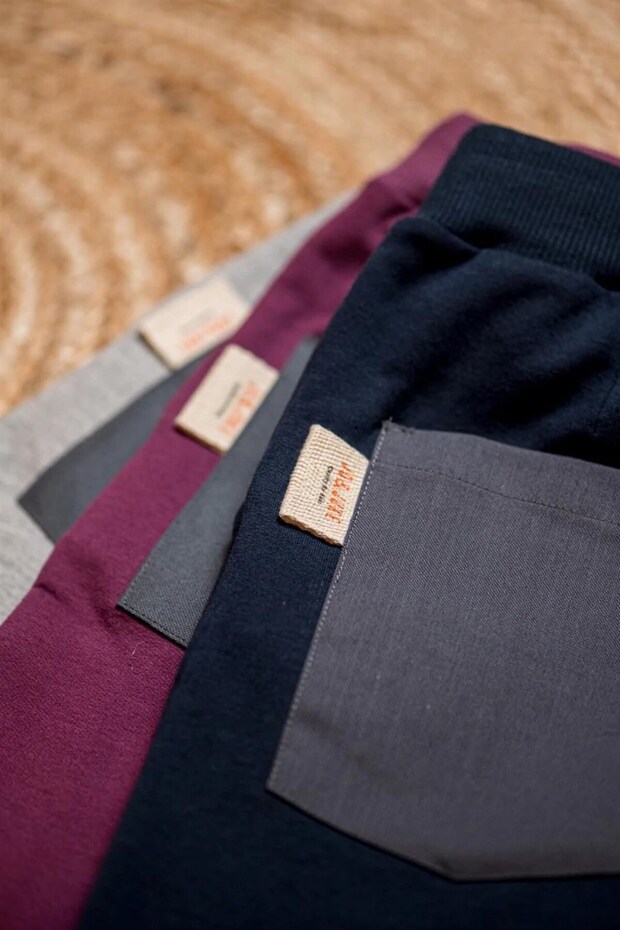 بنطلون مع منصات الركبة - 3