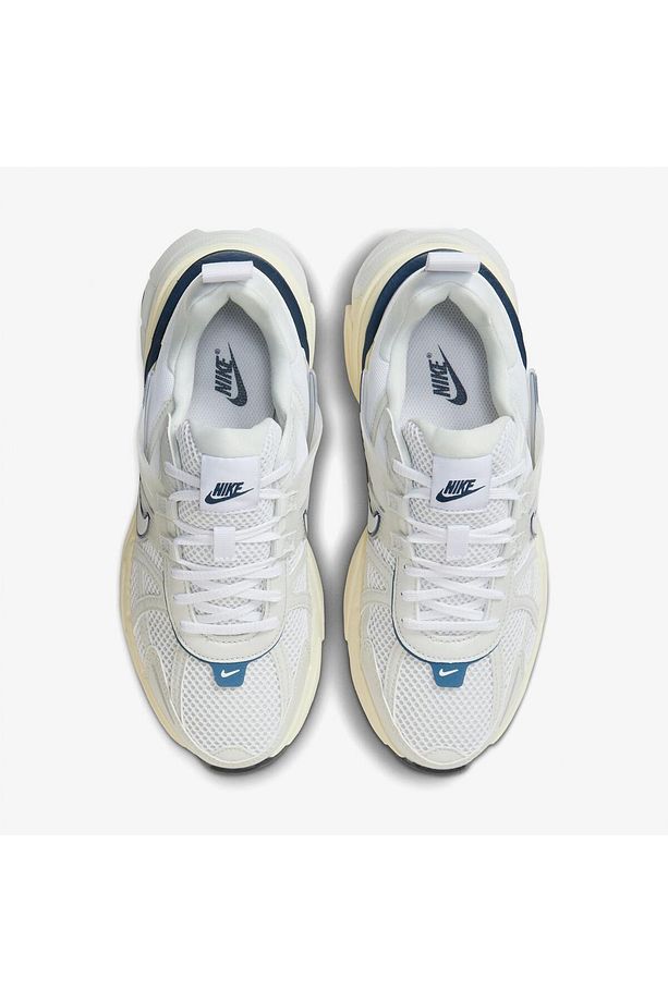 W NIKE V2K RUN (FD0736-102) - 3