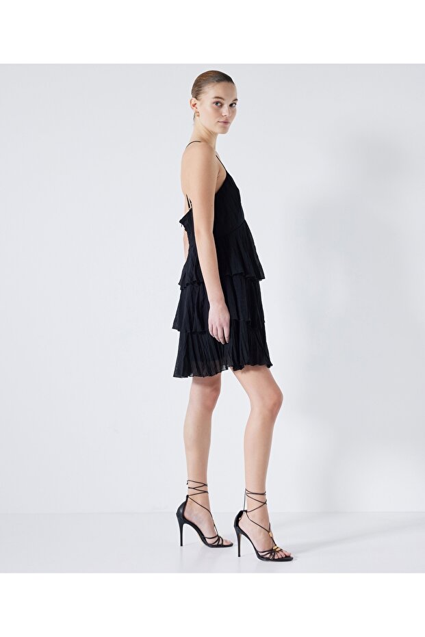 Mini volánové šaty - 2