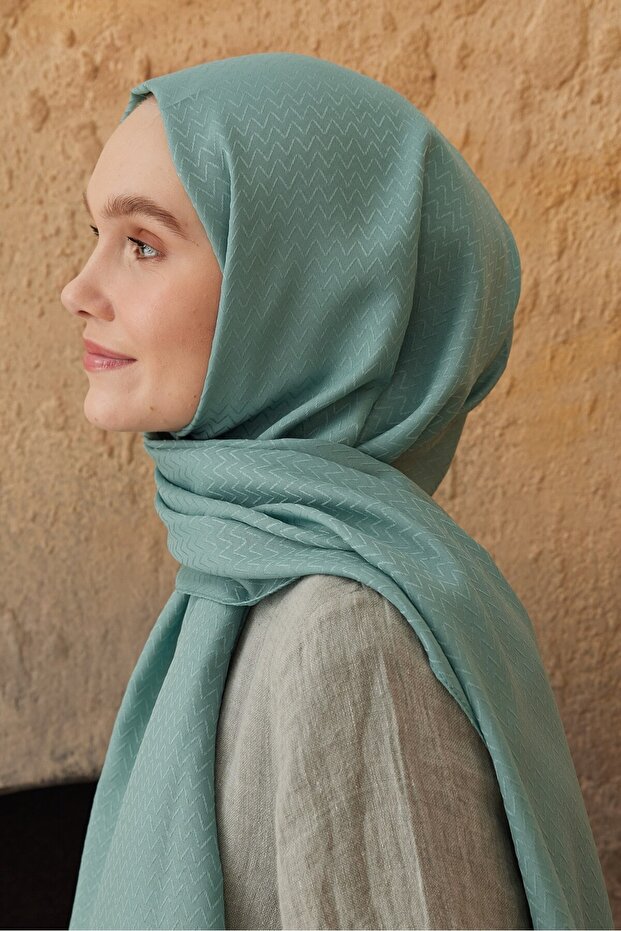 شال بنمط متعرج من سلسلة جاكار ناعمة - 4