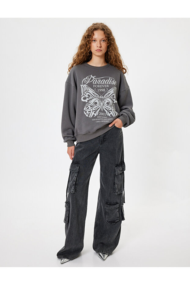 Oversize Sweatshirt with Butterfly Print, Crew Neck, Embossed