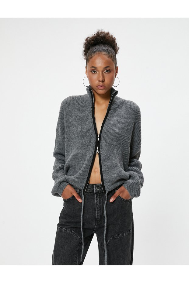 Zippered Knitwear Cardigan with Stand Collar and Lace Detail