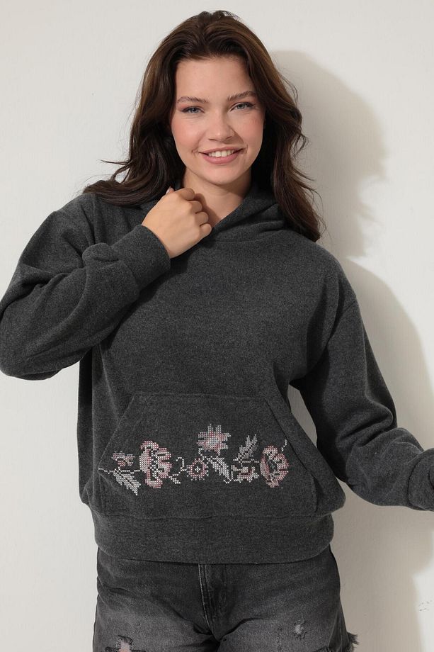 Antrasit Önü Kanaviçe Nakışlı Kanguru Cepli Kapüşonlu Selanik Sweatshirt - 2431 - 6