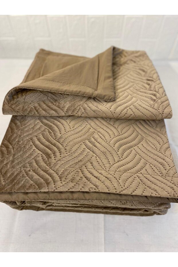 Double Microfiber 240 X 260 Quilted Bedspread