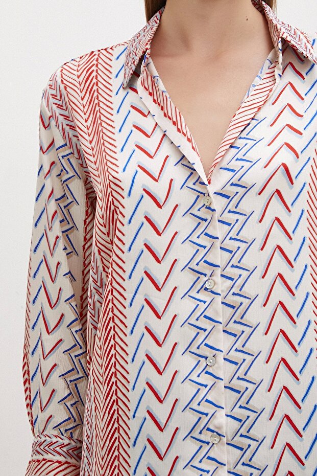 قميص منقوش بالرسم العرقي الأحمر - 2