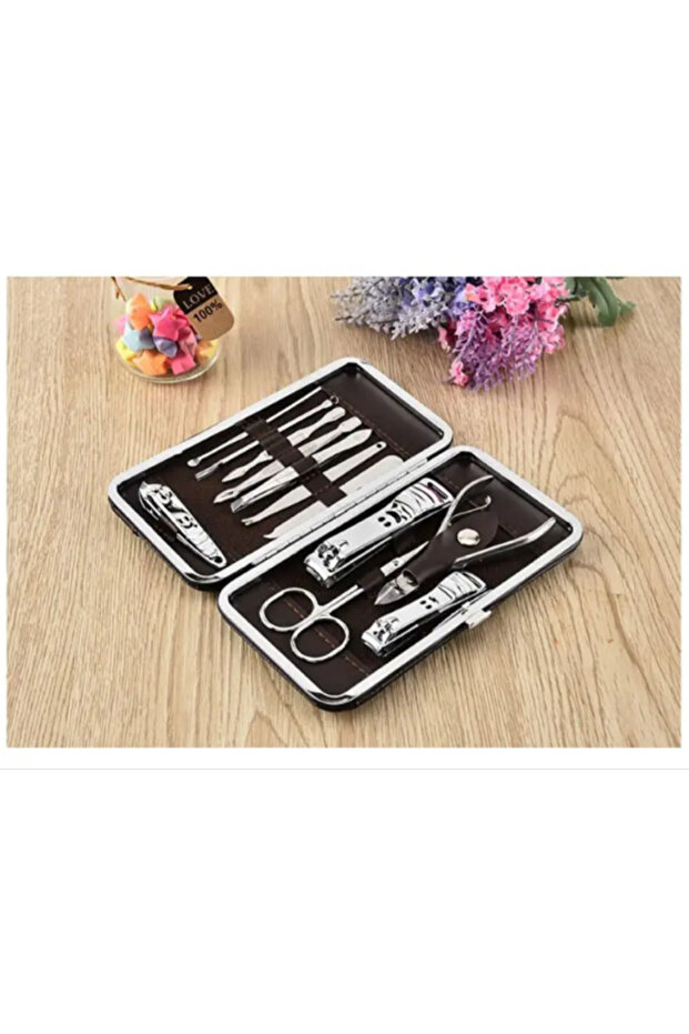Bagli 2321 - Batik Nail, Remover Manicure and Pedicure Set