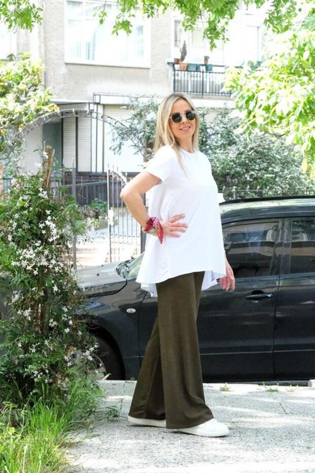 بنطال مضلع واسع الساق بخصر مطاطي