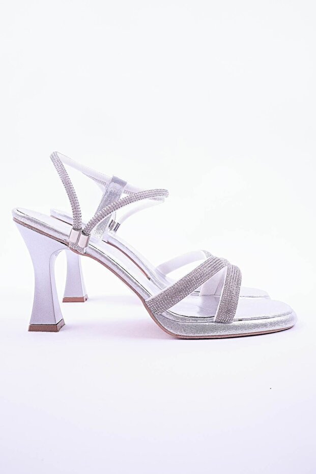 Çift Bantlı Taşlı Topuklu Ayakkabı - 7