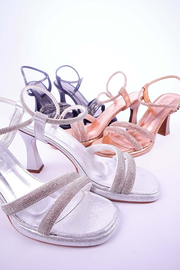 Çift Bantlı Taşlı Topuklu Ayakkabı - 8