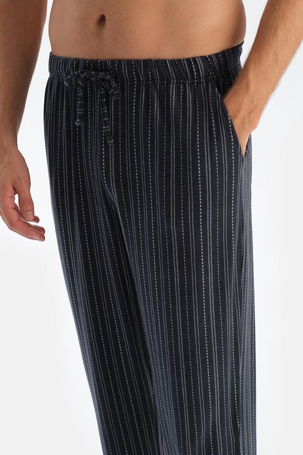 Lacivert Reglan Kol Detaylı Altı Desenli Pijama Takımı - 6
