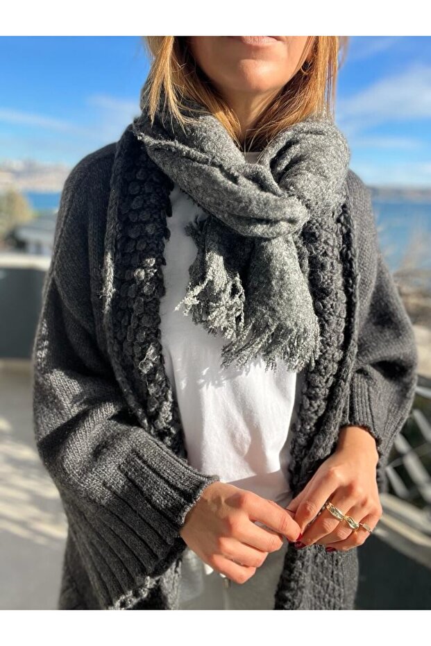 Nordia Shawl