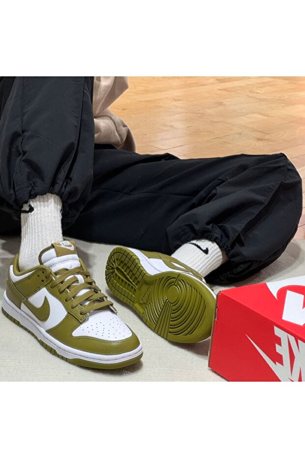 DV0833-105 DUNK LOW RETRO SNEAKER - 2