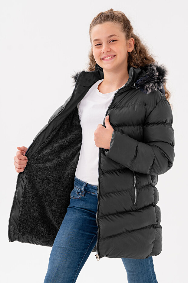Girl's Black Fur Lined Waterproof Thick Removable Hooded Coat Coat