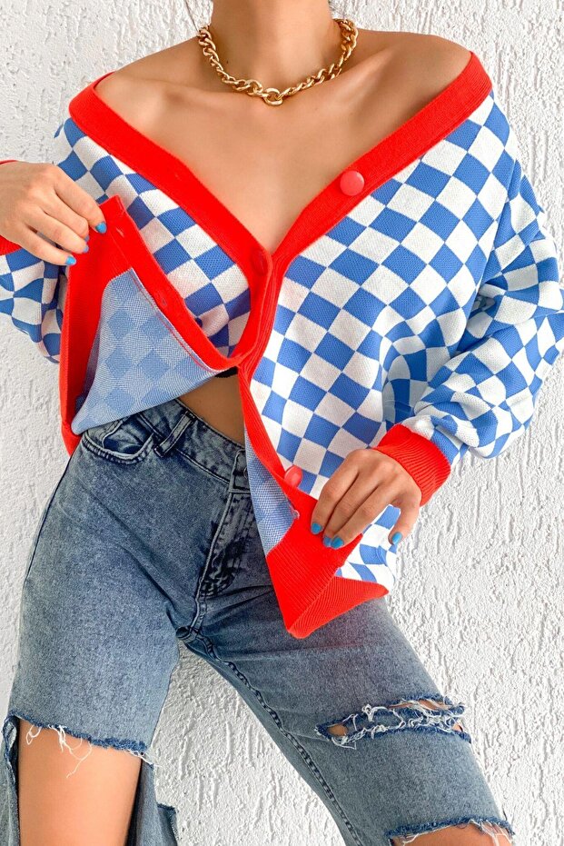 سترة صوفية منقوشة بأزرار باللون الأزرق من إيلينا - 3