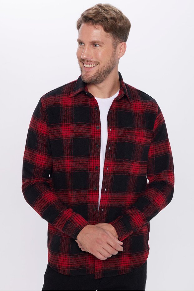 Men's Regular Fit Classic Cut Single Pocket Checked Winter Lumberjack Shirt