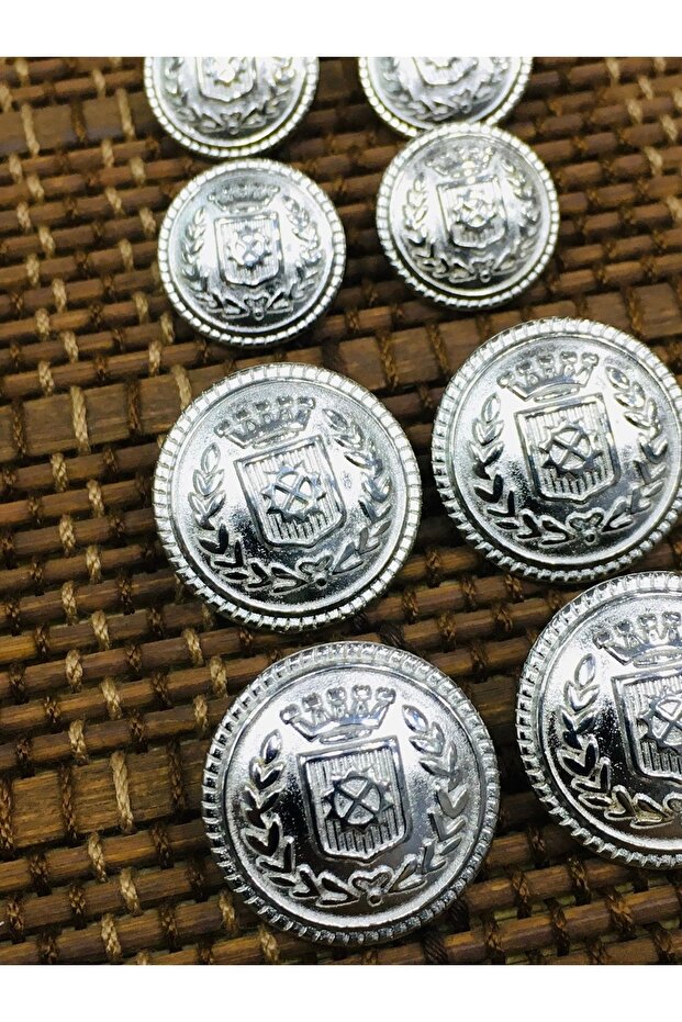 طقم أزرار سترة بليزر فضي / موديل إكليل - 7