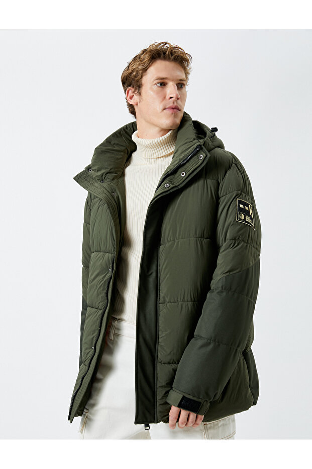 Puffer Jacket Hooded Printed Zipper Detailed Pocket