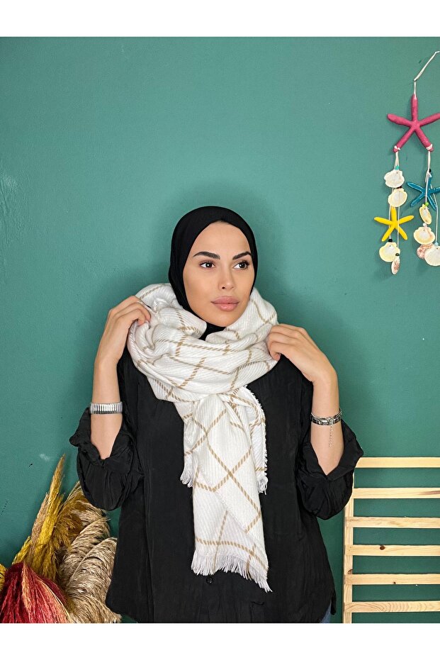 شال ووشاح شتوي مخطط