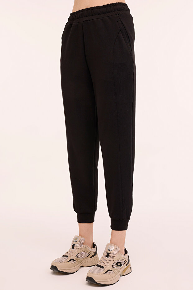 بنطال رياضي نسائي أسود من W-ILSA JOGGER 4PR