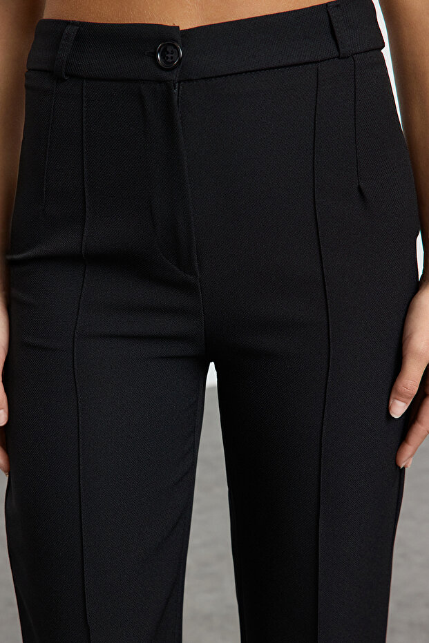 Siyah Straight/Düz Kesim Yüksek Bel Nervür Dikişli Dokuma Pantolon TWOSS21PL0093 - 7