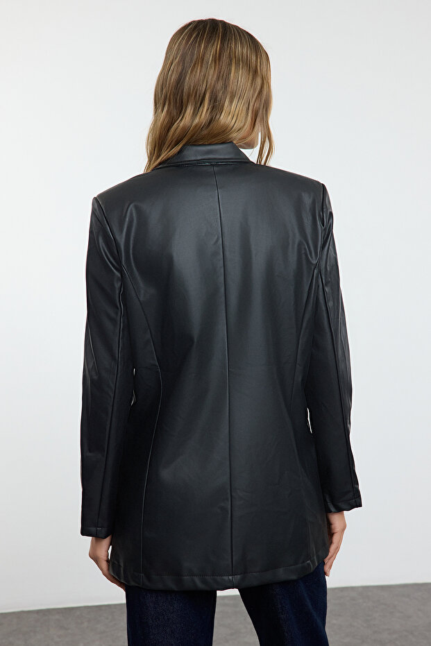 Czarna marynarka ze sztucznej skóry z regularną podszewką i podwójnym zapięciem, tkana marynarka TWOAW21CE0156 - 6