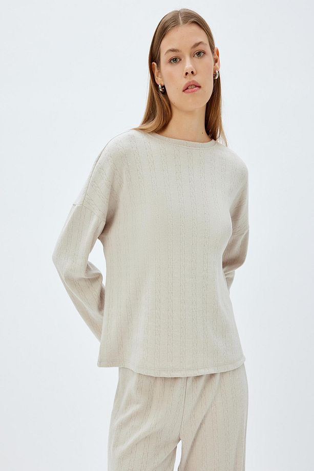 Gri Örme Pijama Üstü Saç Örgü Dokulu Bisiklet Yaka Rahat Kalıp 5WLK40083MK - 1