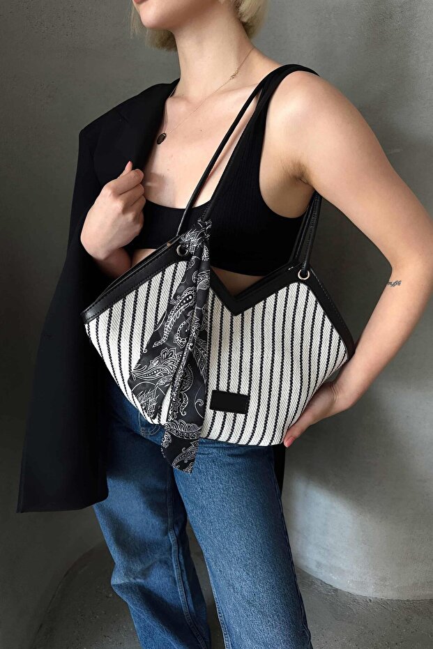 Stella Zippered Women's Shoulder Bag with Scarf Bp-4812O