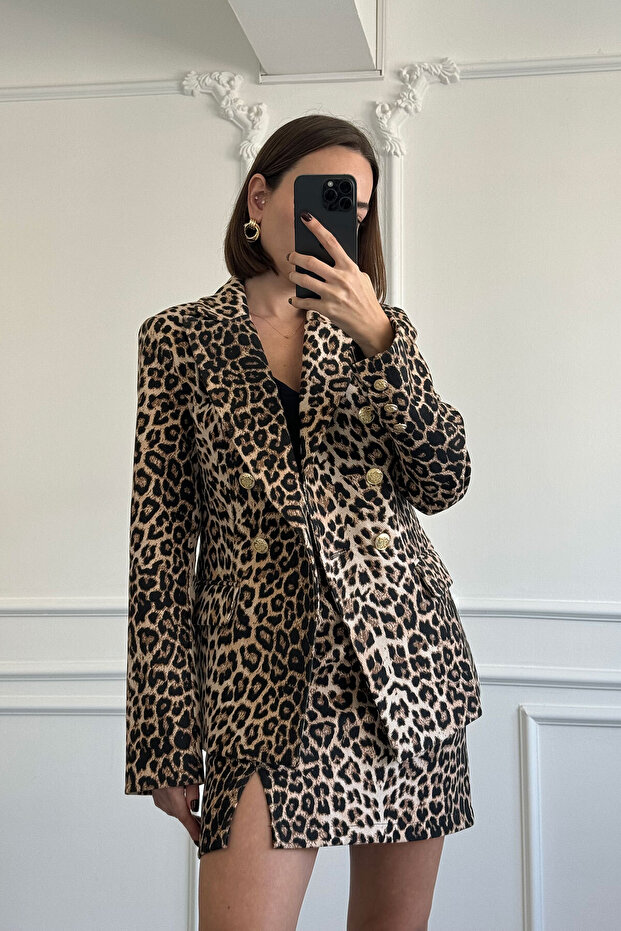 Double Breasted Gold Buttoned Jacket - Black - 3