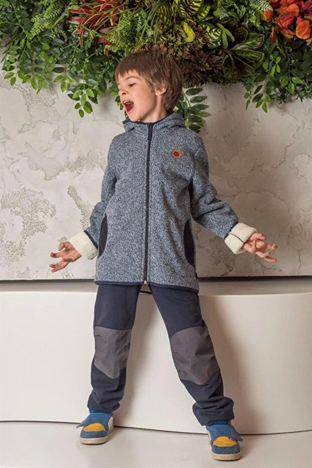 بنطلون مع منصات الركبة - 1