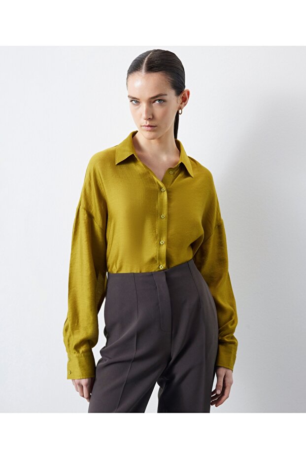Oversize shirt with wool mix