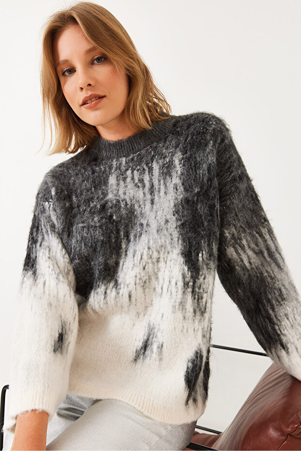 Women's Smoked Crew Neck Ribbed Knit Sweater 60251876