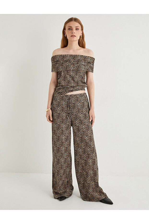 Leopard Patterned Trousers Wide Leg Waist Lace up Relax Fit