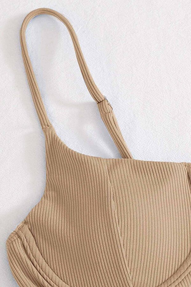 Şık Bikini Altı - 6