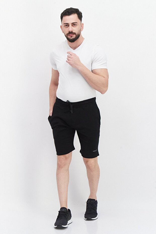 شورت رجالي أساسي سهل الارتداء، أسود - 4