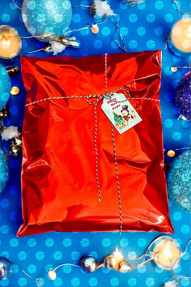 Yapışkanlı Metalize Hediye Paketi Poşeti 25x35cm Kırmızı 10 Adet  Yeni Yıl Yılbaşı Hediye Paketi -T1 - 3
