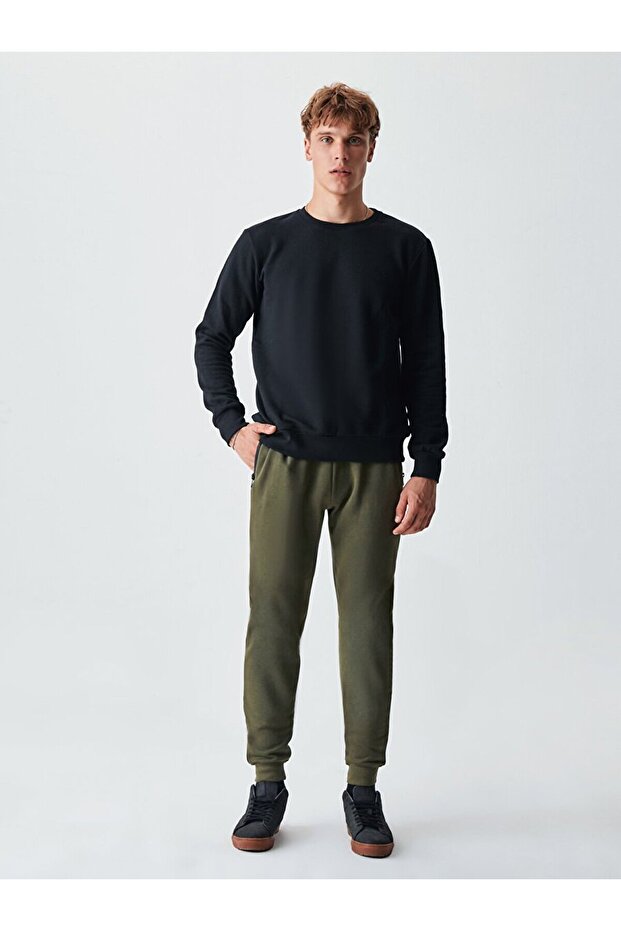 Bisiklet Yaka Siyah Sweatshırt - 1