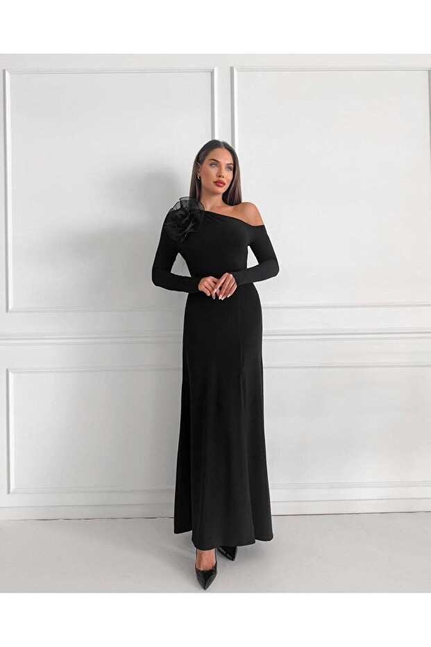 Rochie lungă cu umăr dezactivat cu flori - 5