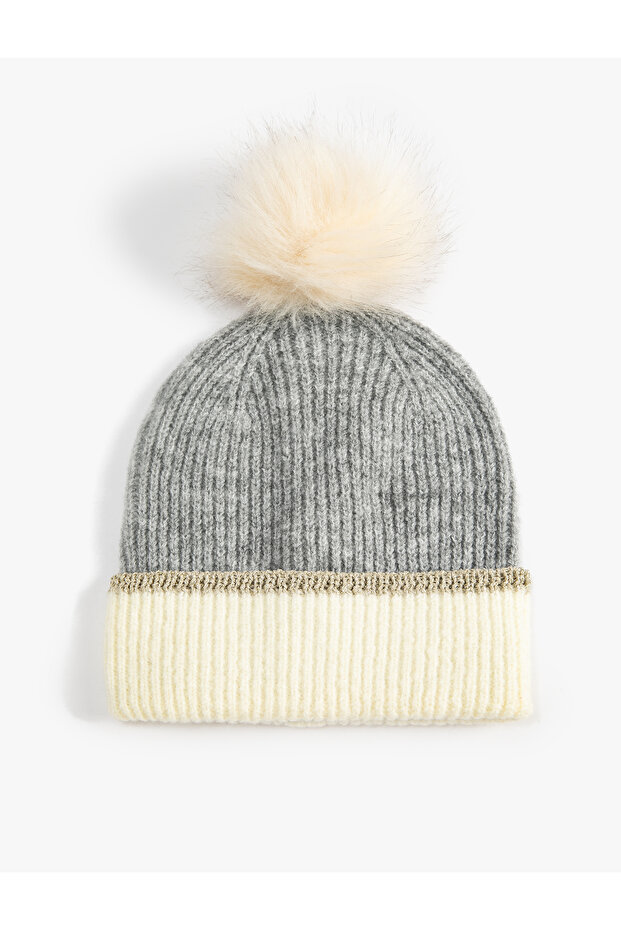 Plush Pompom Knitted Beanie with Elastic