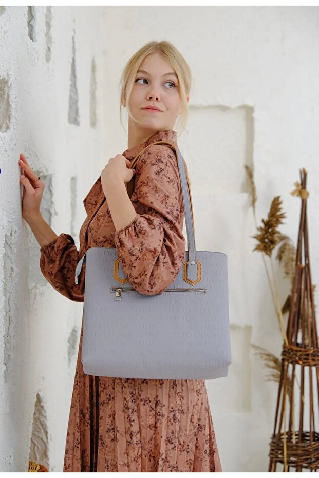 Women's Large Size 4 Compartments Handbag Suitable for Daily Use