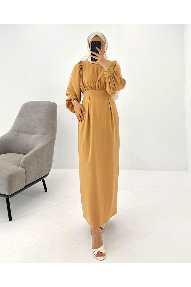 Kolu Manşetli Camel Krep Elbise - 3