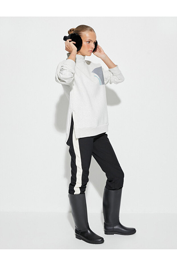 High Collar Sweatshirt Printed Low Shoulder